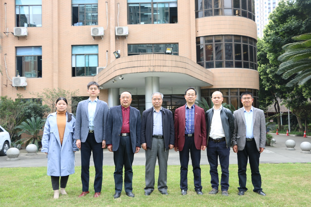 news06.jpg news06.jpg