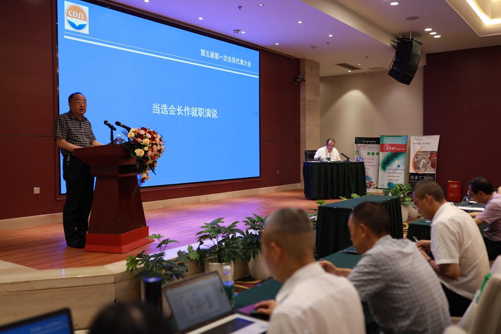 news06.jpg news06.jpg