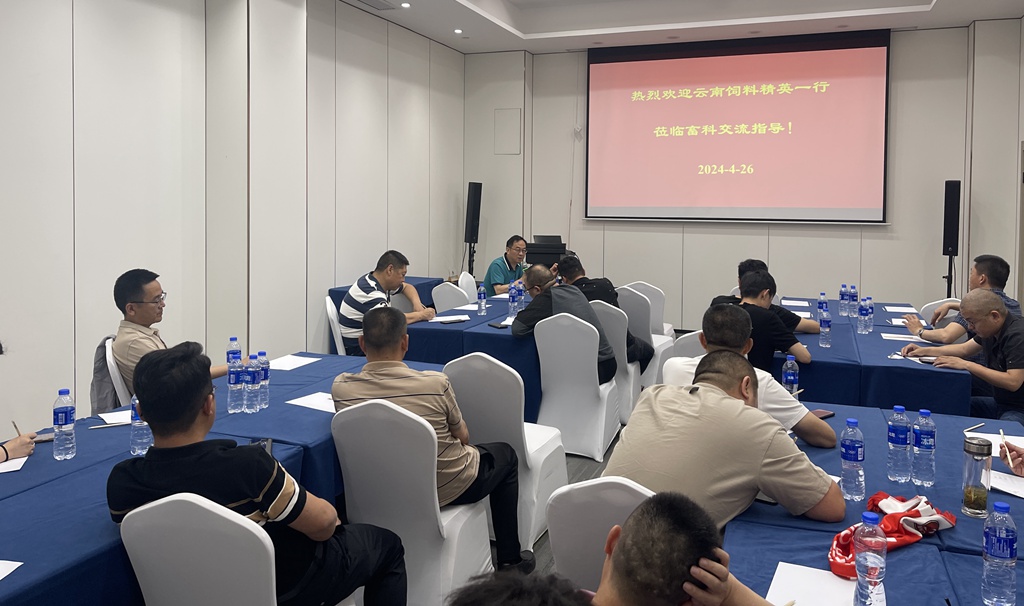 news03.jpg news03.jpg